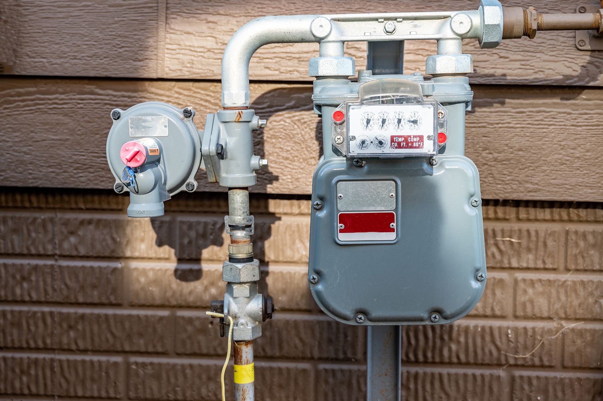 UIC Gas Lines